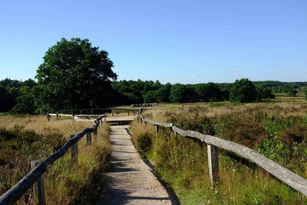 Rustig Gelegen Bungalow In Mooi Havelte Luaran gambar